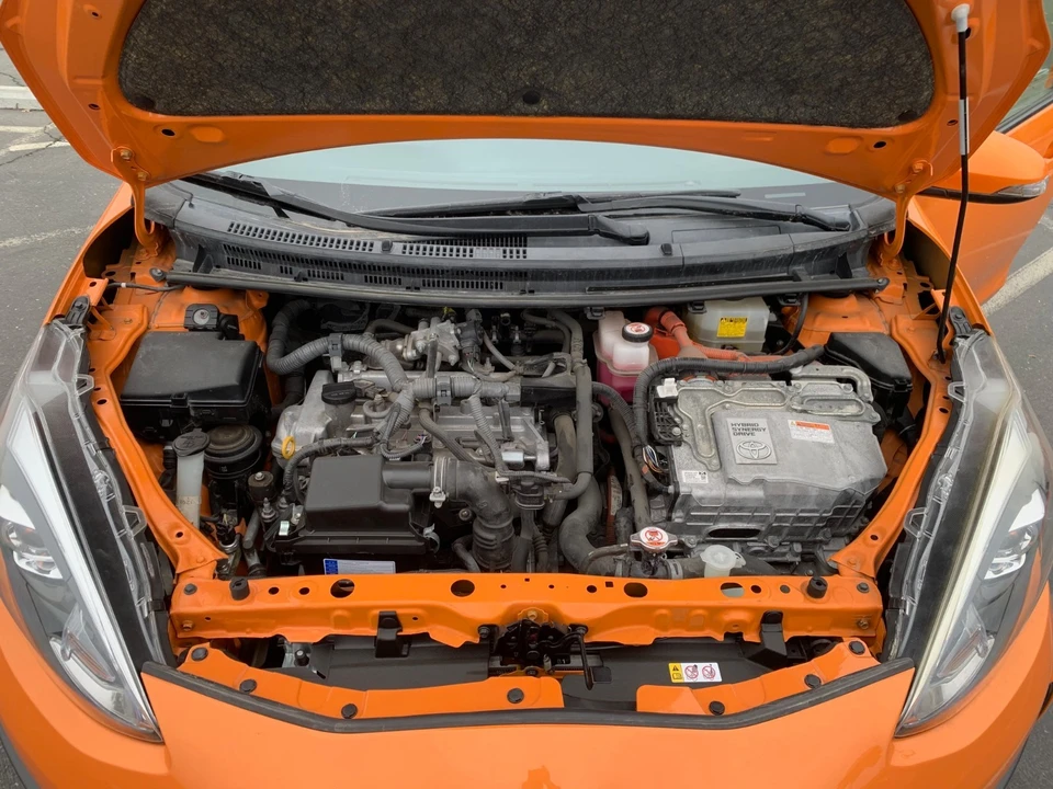 2018 Toyota Prius - Image 6 of 7