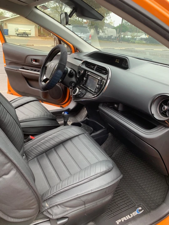 2018 Toyota Prius - Image 4 of 7