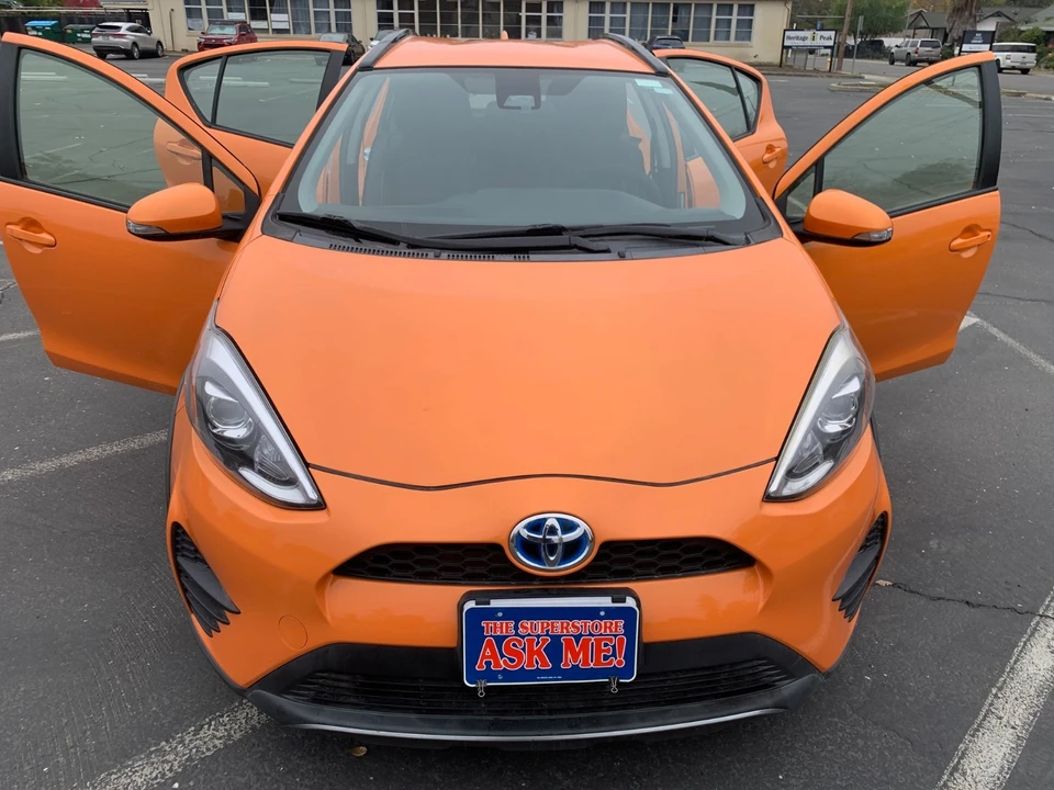 2018 Toyota Prius - Image 3 of 7