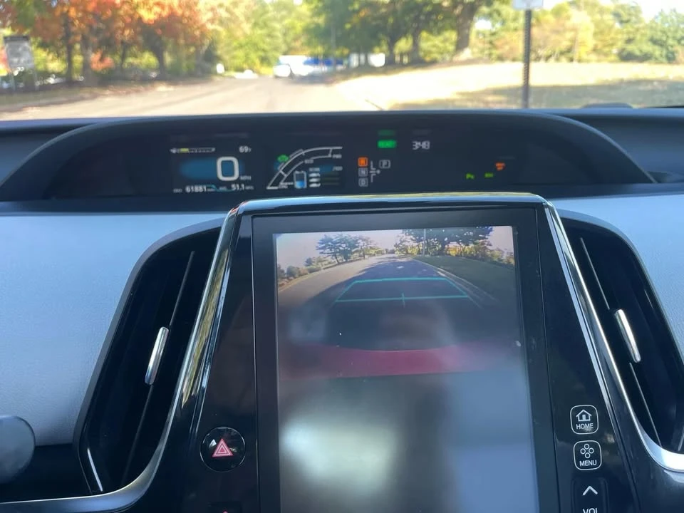2018 Toyota Prius 4th Gen - Image 14 of 20