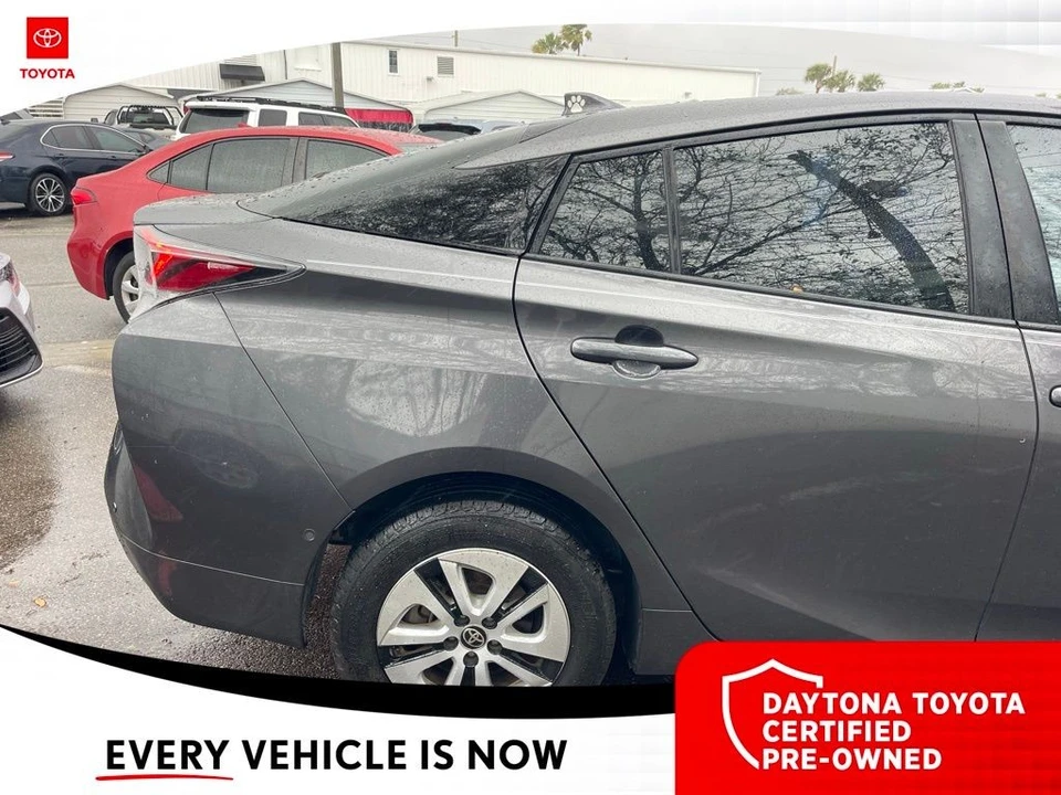 2018 Toyota Prius 4th Gen - Image 3 of 10