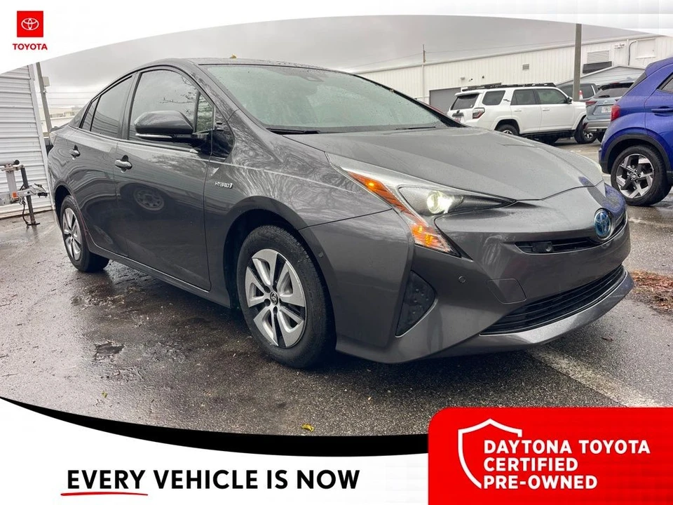 2018 Toyota Prius 4th Gen - Image 9 of 10