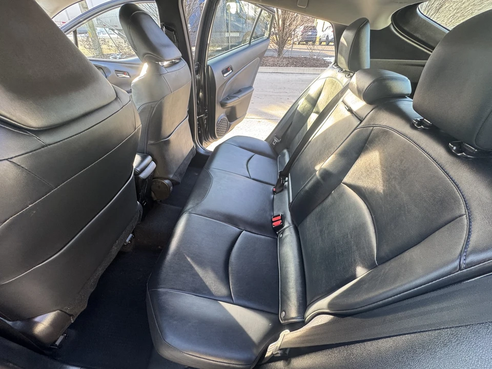 2018 Toyota Prius 4th Gen - Image 20 of 21