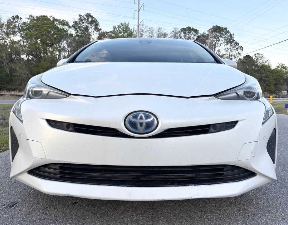 2018 Toyota Prius 4th Gen - Image 3 of 19