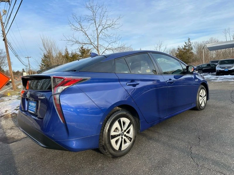 2018 Toyota Prius 4th Gen - Image 6 of 12