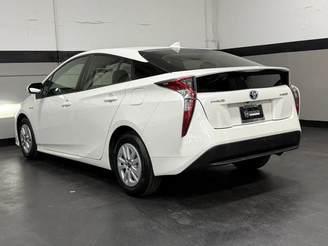 2018 Toyota Prius 4th Gen - Image 10 of 21