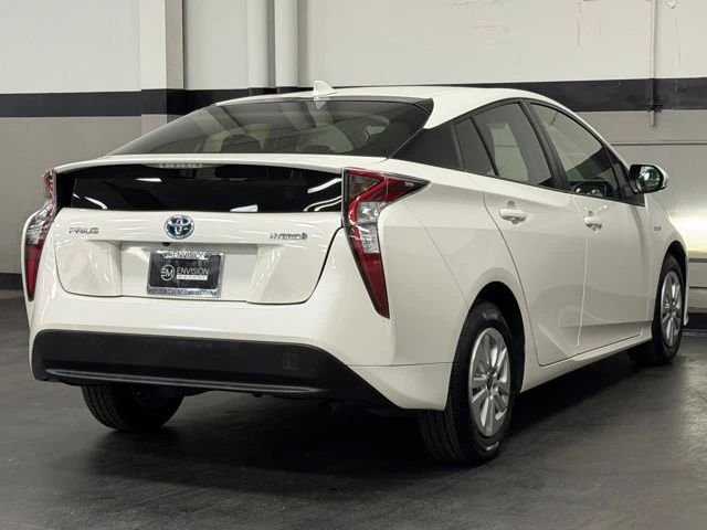 2018 Toyota Prius 4th Gen - Image 12 of 21