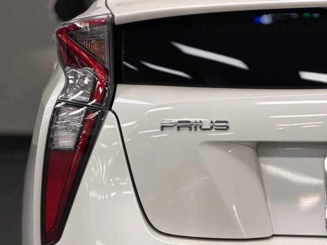 2018 Toyota Prius 4th Gen - Image 13 of 21