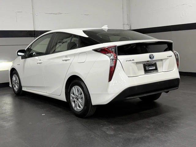 2018 Toyota Prius 4th Gen - Image 10 of 12