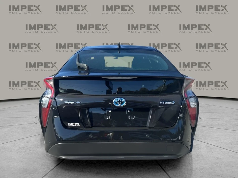 2018 Toyota Prius 4th Gen - Image 4 of 12