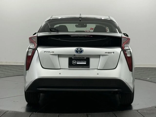 2018 Toyota Prius 4th Gen - Image 8 of 12