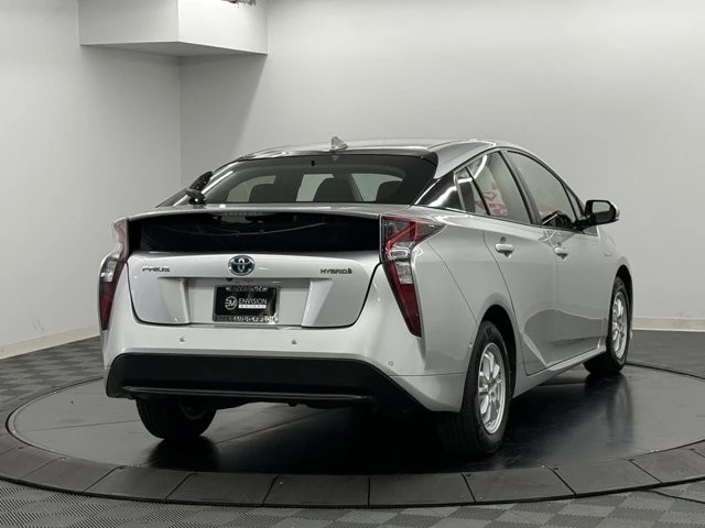 2018 Toyota Prius 4th Gen - Image 6 of 12