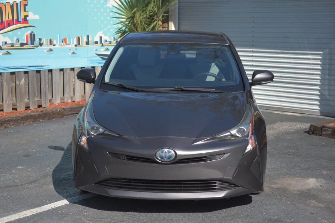 2018 Toyota Prius 4th Gen - Image 3 of 12