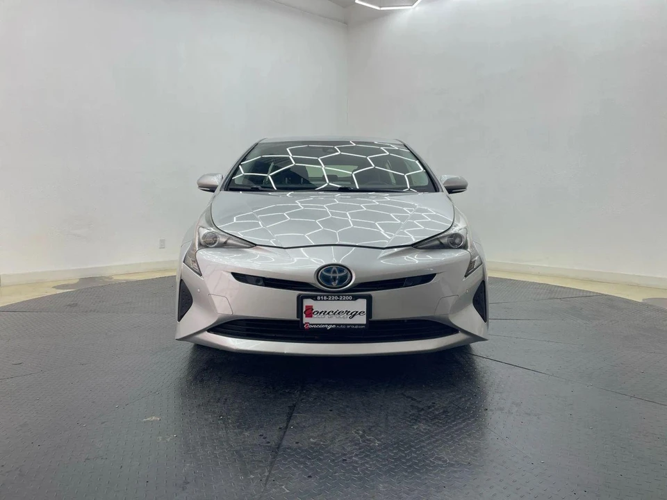 2018 Toyota Prius 4th Gen - Image 9 of 21