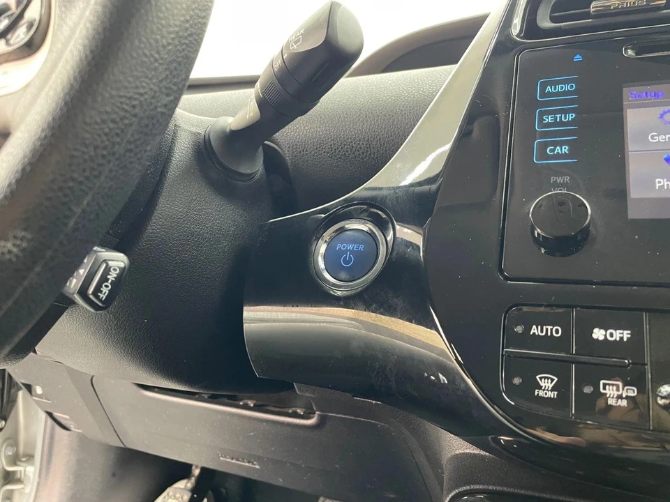 2018 Toyota Prius 4th Gen - Image 20 of 21