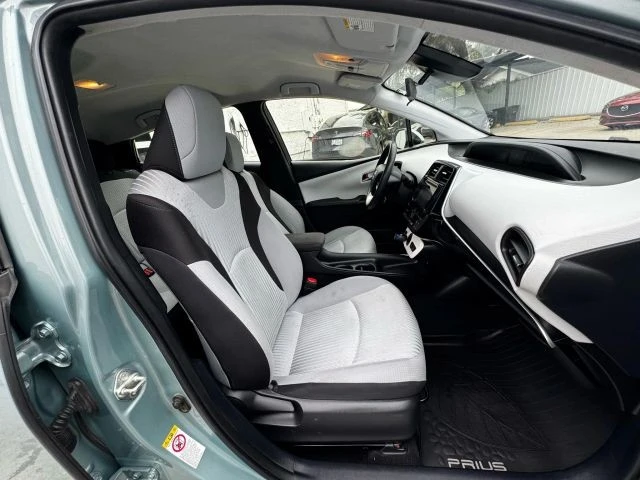 2018 Toyota Prius 4th Gen - Image 7 of 21