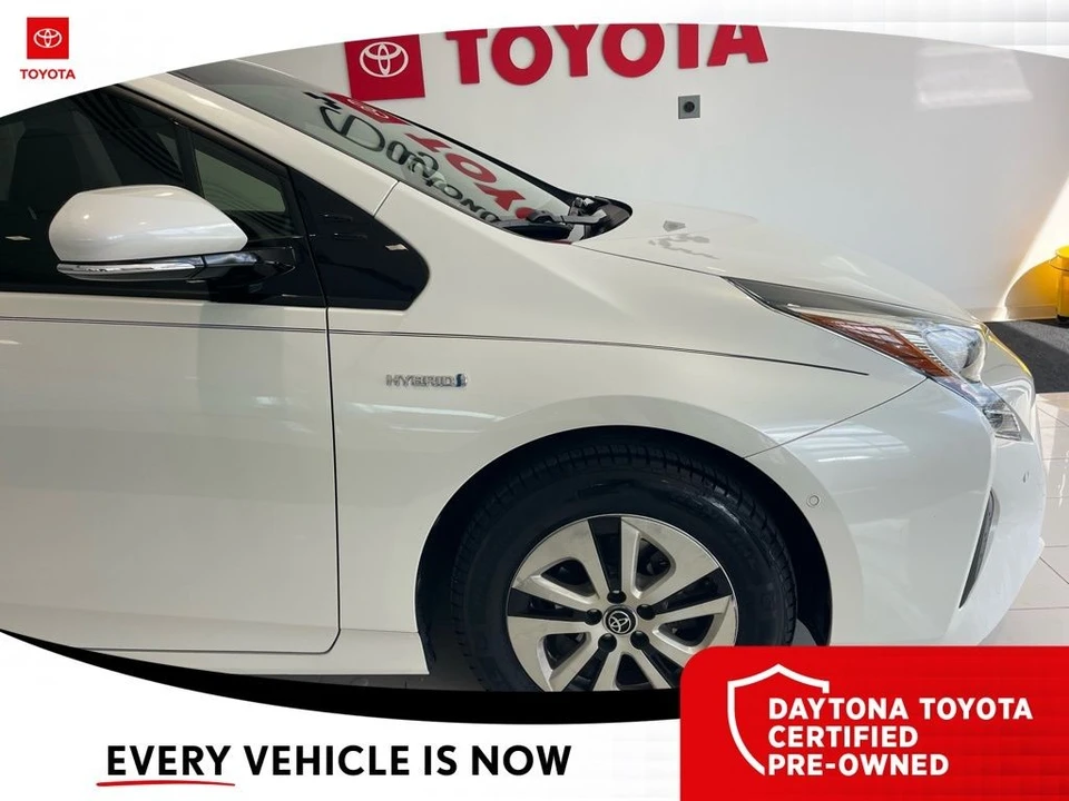 2018 Toyota Prius 4th Gen - Image 8 of 12