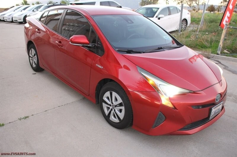 2018 Toyota Prius 4th Gen - Image 5 of 16