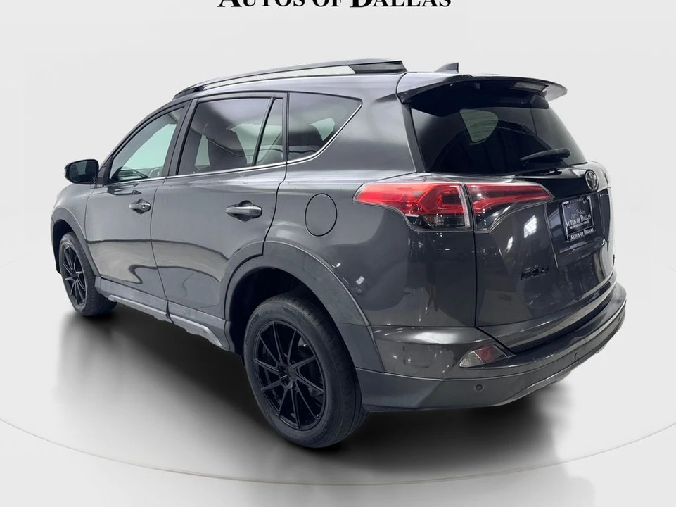 2018 Toyota RAV4 4th Gen - Image 9 of 21