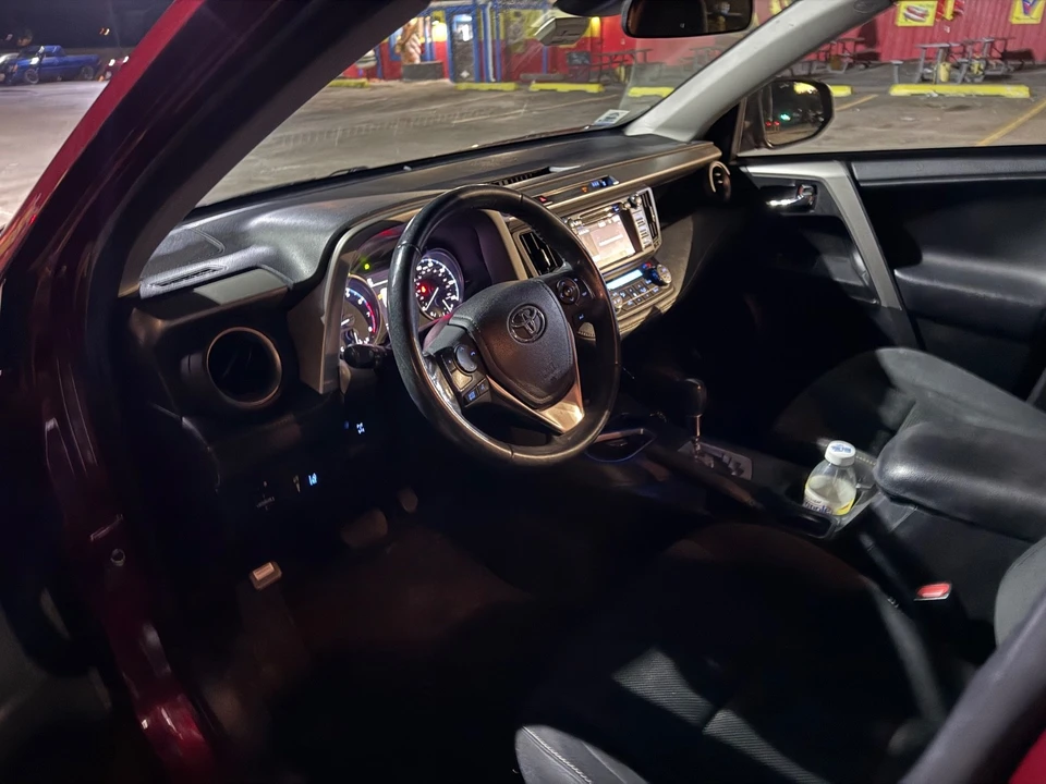2018 Toyota RAV4 4th Gen - Image 3 of 11