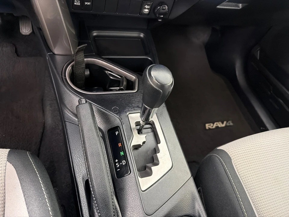 2018 Toyota RAV4 4th Gen - Image 17 of 21