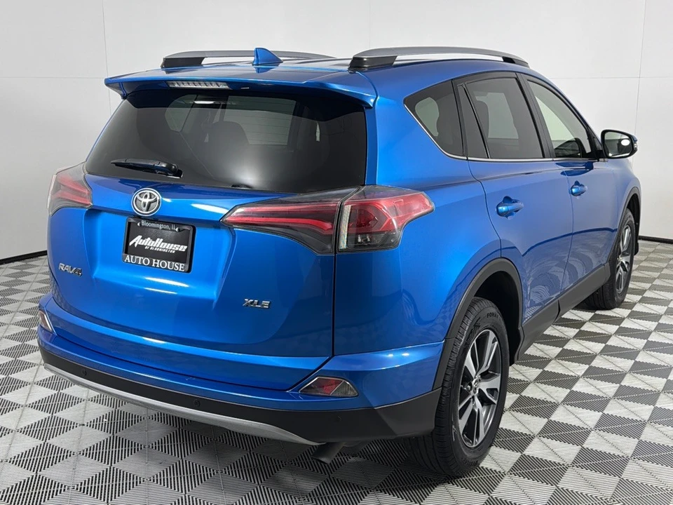 2018 Toyota RAV4 4th Gen - Image 5 of 21