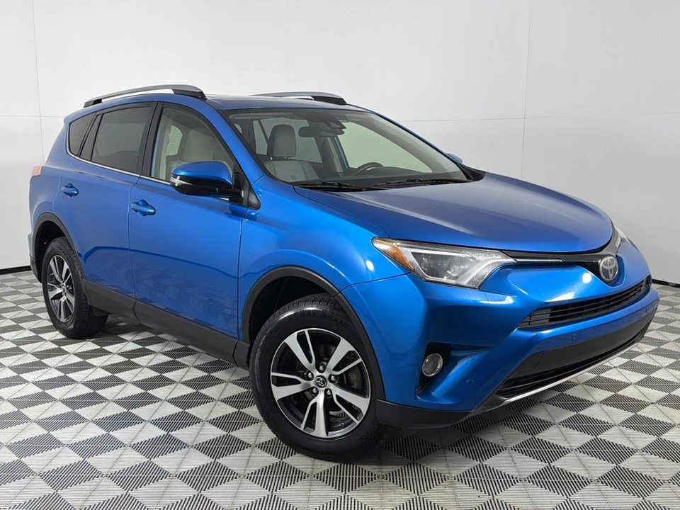 2018 Toyota RAV4 4th Gen - Image 2 of 21