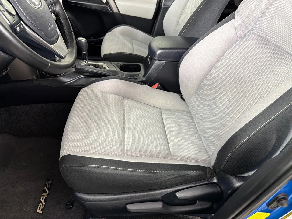 2018 Toyota RAV4 4th Gen - Image 10 of 21