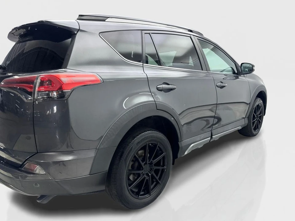2018 Toyota RAV4 4th Gen - Image 13 of 21