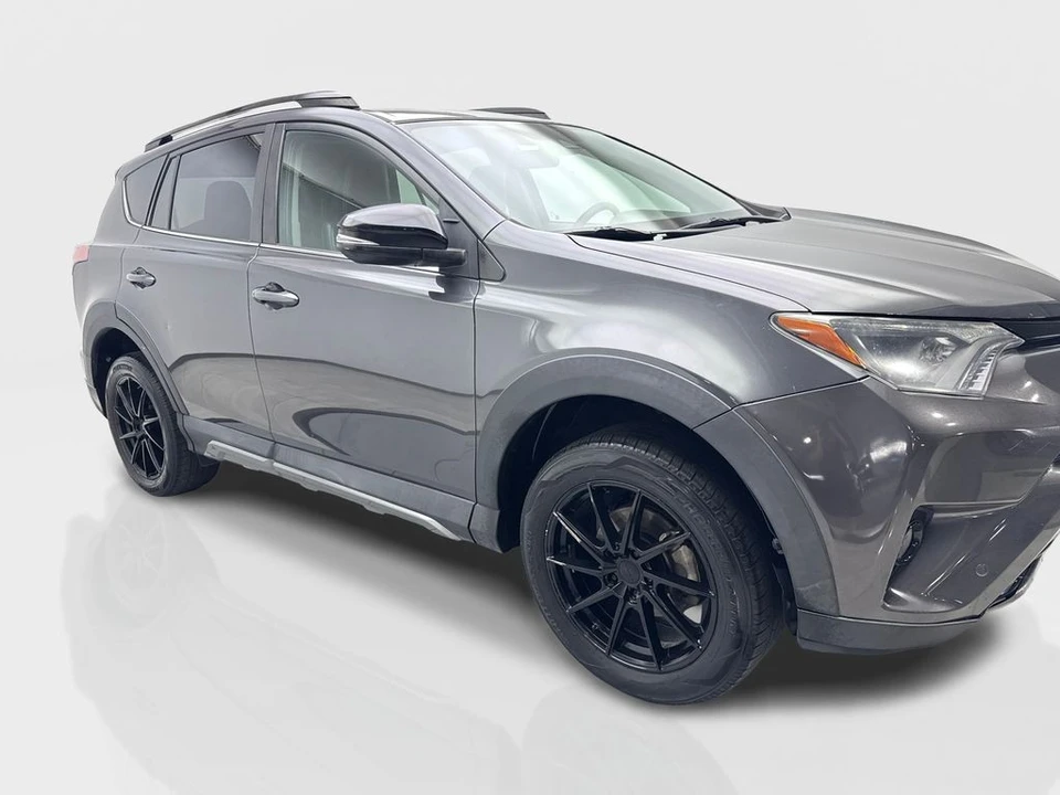 2018 Toyota RAV4 4th Gen - Image 12 of 21