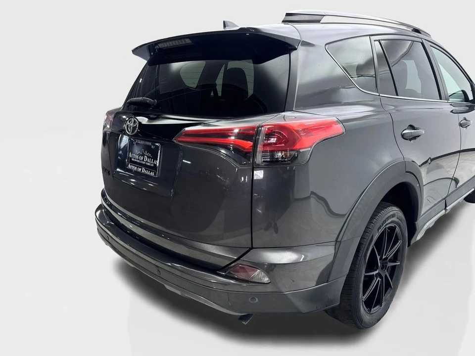 2018 Toyota RAV4 4th Gen - Image 18 of 21
