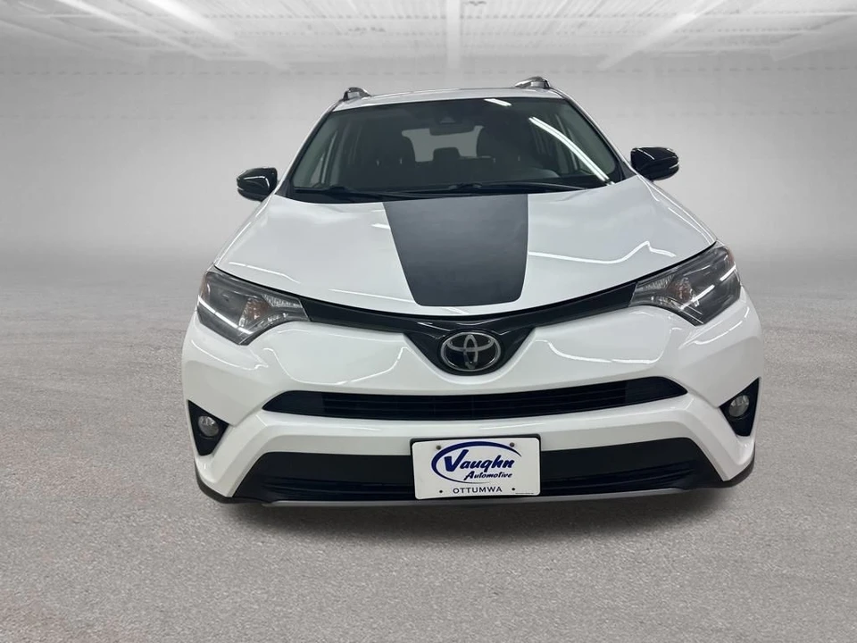 2018 Toyota RAV4 4th Gen - Image 4 of 12