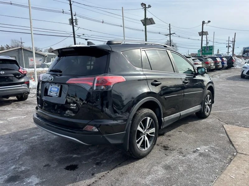 2018 Toyota RAV4 4th Gen - Image 6 of 12