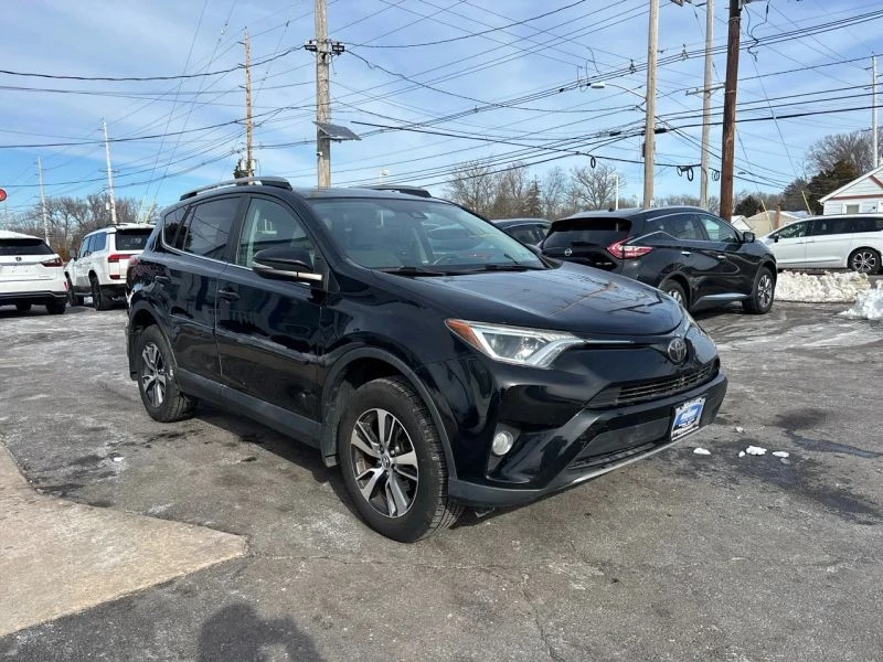 2018 Toyota RAV4 4th Gen - Image 7 of 12