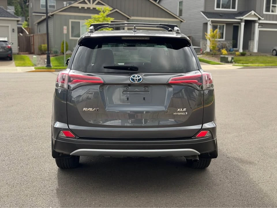 2018 Toyota RAV4 4th Gen - Image 5 of 21