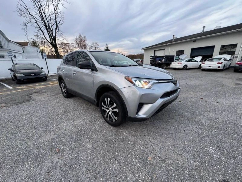 2018 Toyota RAV4 4th Gen - Image 5 of 12