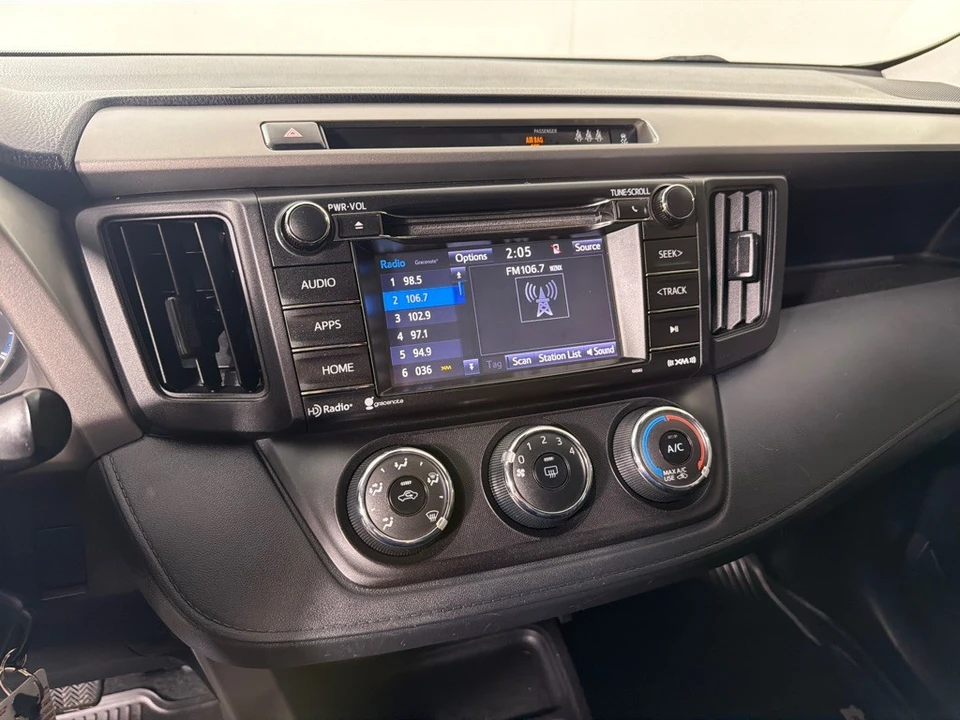 2018 Toyota RAV4 4th Gen - Image 15 of 21
