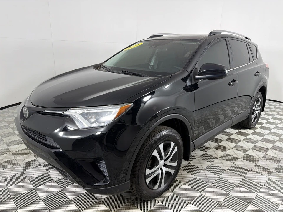 2018 Toyota RAV4 4th Gen - Image 8 of 21