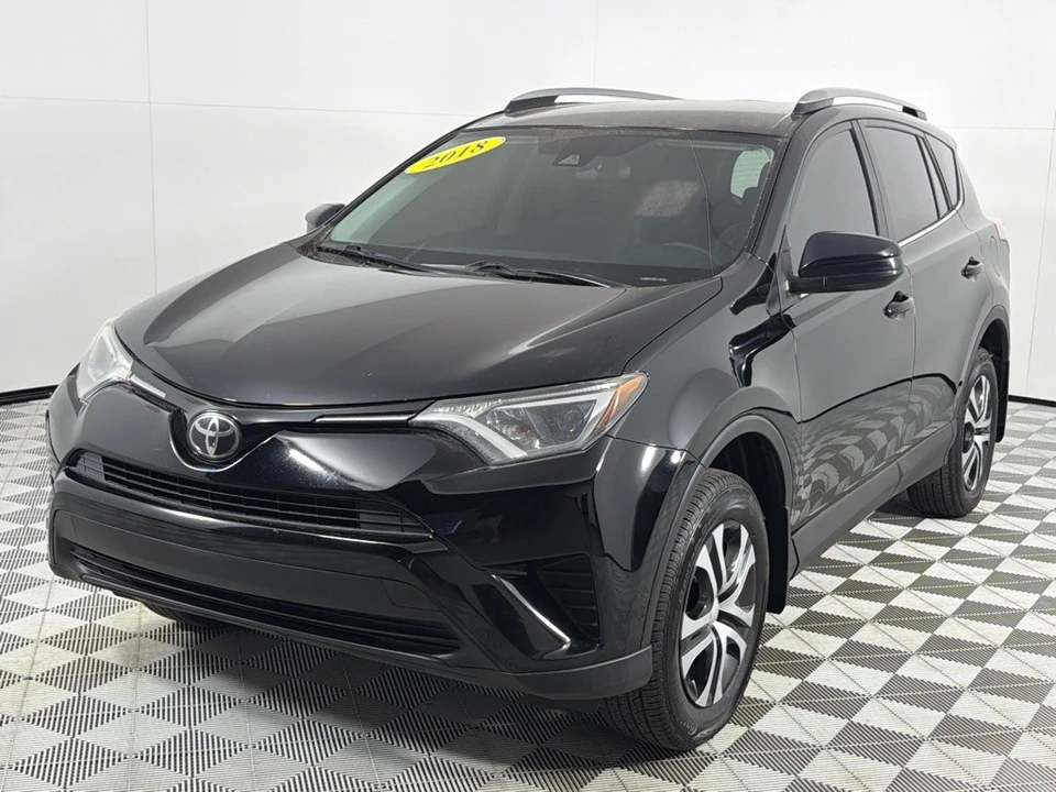 2018 Toyota RAV4 4th Gen - Image 9 of 12