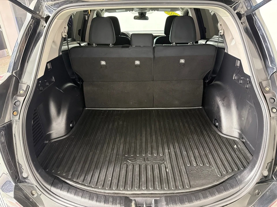 2018 Toyota RAV4 4th Gen - Image 20 of 21
