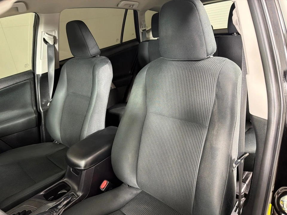 2018 Toyota RAV4 4th Gen - Image 12 of 21