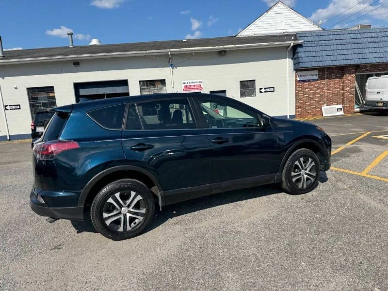 2018 Toyota RAV4 4th Gen - Image 7 of 12