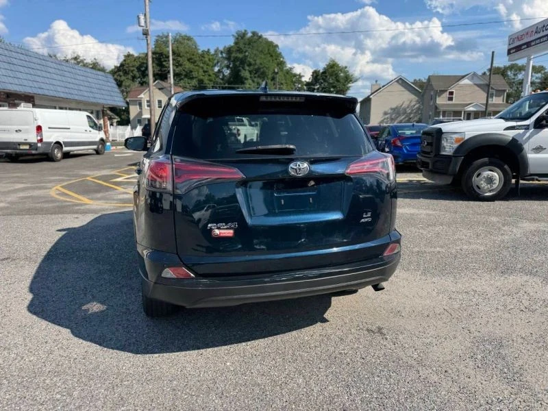 2018 Toyota RAV4 4th Gen - Image 12 of 12