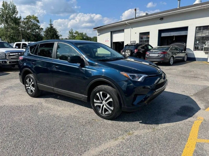 2018 Toyota RAV4 4th Gen - Image 5 of 12