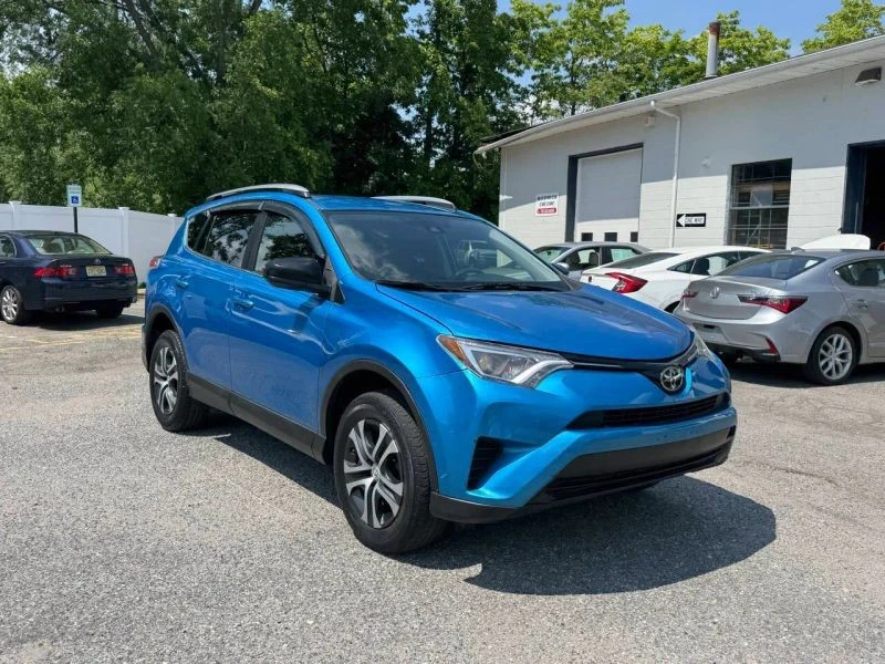 2018 Toyota RAV4 4th Gen - Image 5 of 12