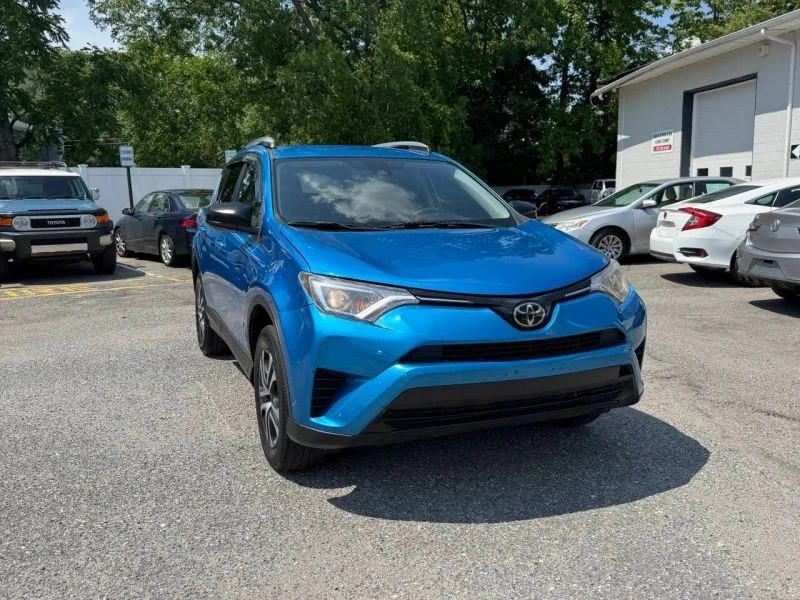 2018 Toyota RAV4 4th Gen - Image 4 of 12