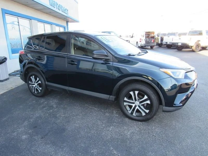 2018 Toyota RAV4 4th Gen - Image 11 of 12
