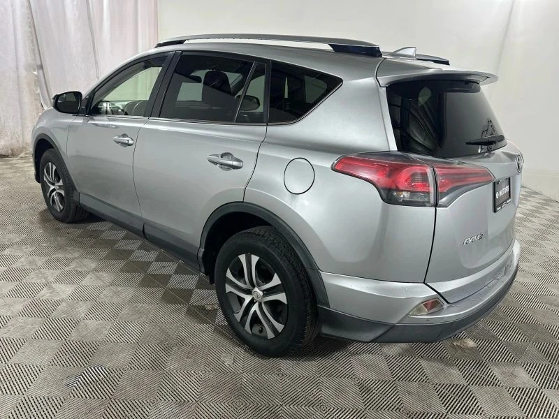 2018 Toyota RAV4 4th Gen - Image 4 of 12