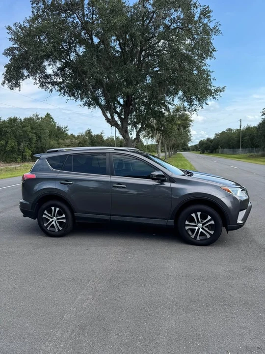 2018 Toyota RAV4 4th Gen - Image 3 of 11