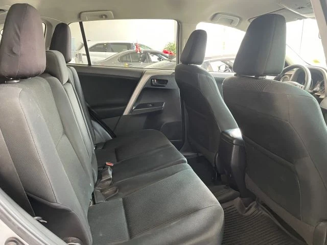 2018 Toyota RAV4 4th Gen - Image 22 of 31